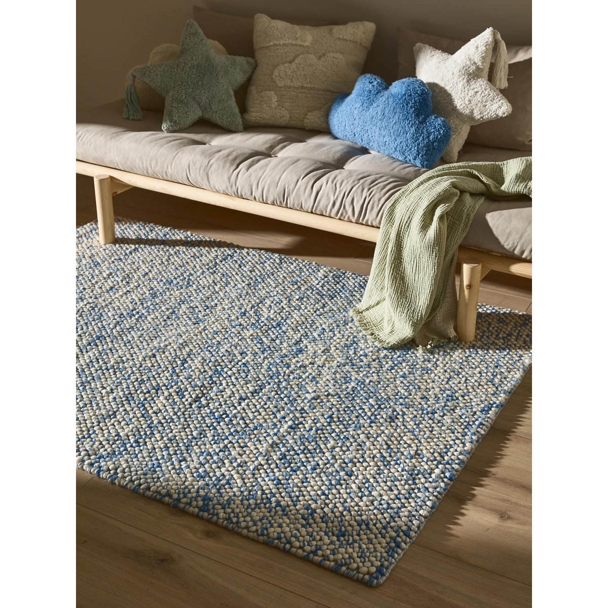 Tapis enfant tissé main BEADY bleu, BENUTA