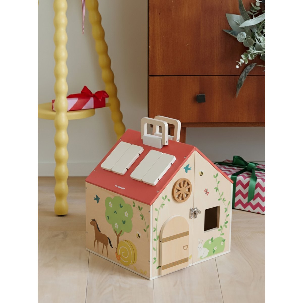 Ferme avec accessoires en bois FSC® rouge, VERTBAUDET