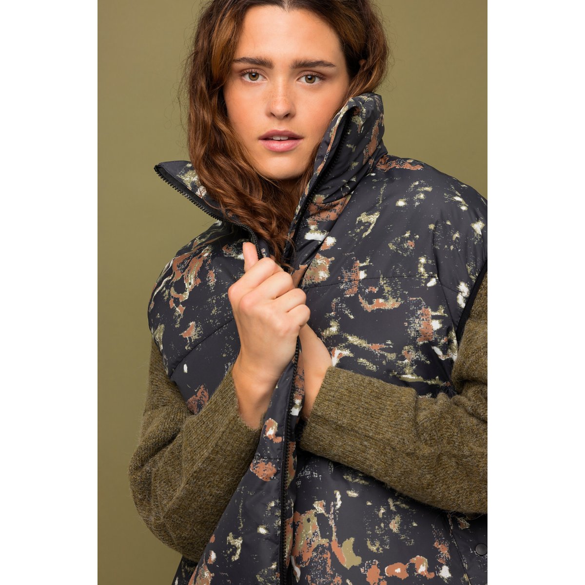 Gilet matelassé oversize noir, STUDIO UNTOLD