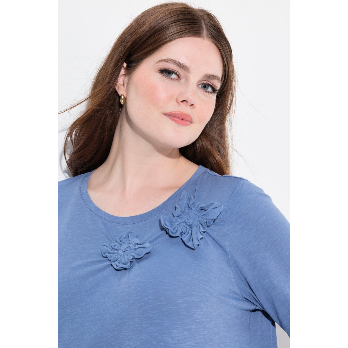 Chemise, fleurs 3D, col rond, manches 3/4 bleuet clair, ULLA POPKEN