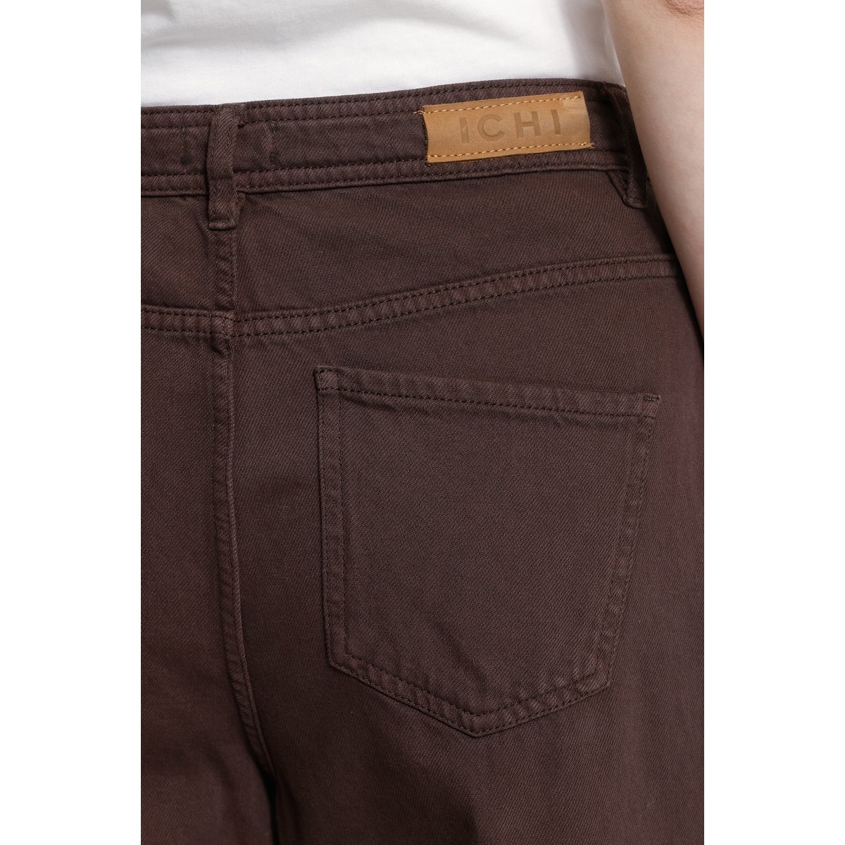 Jean coupe droite, jambes larges marron chicory coffee, ICHI