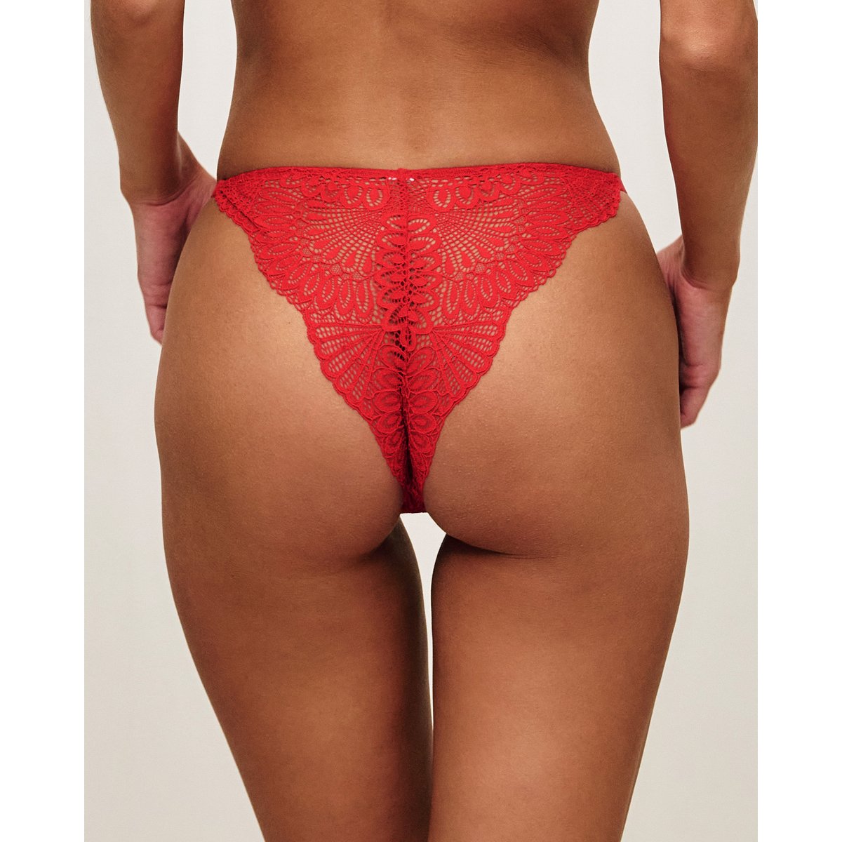 Tanga en dentelle florale HEARTGIRLIZ rouge, UNDIZ