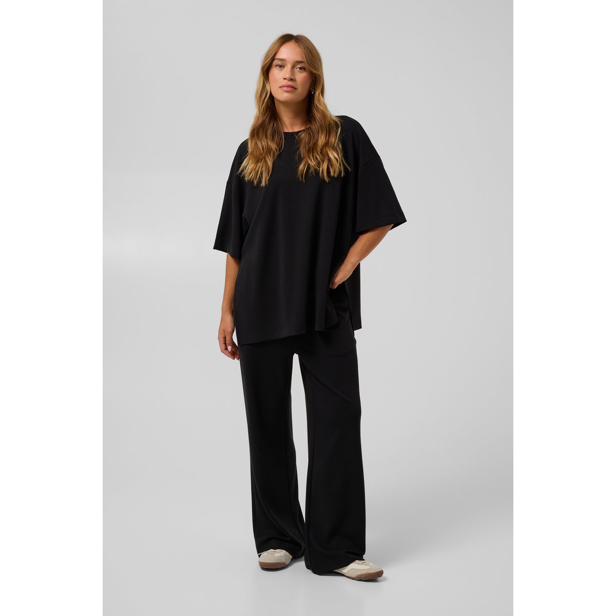 T-shirt noir black, KAFFE