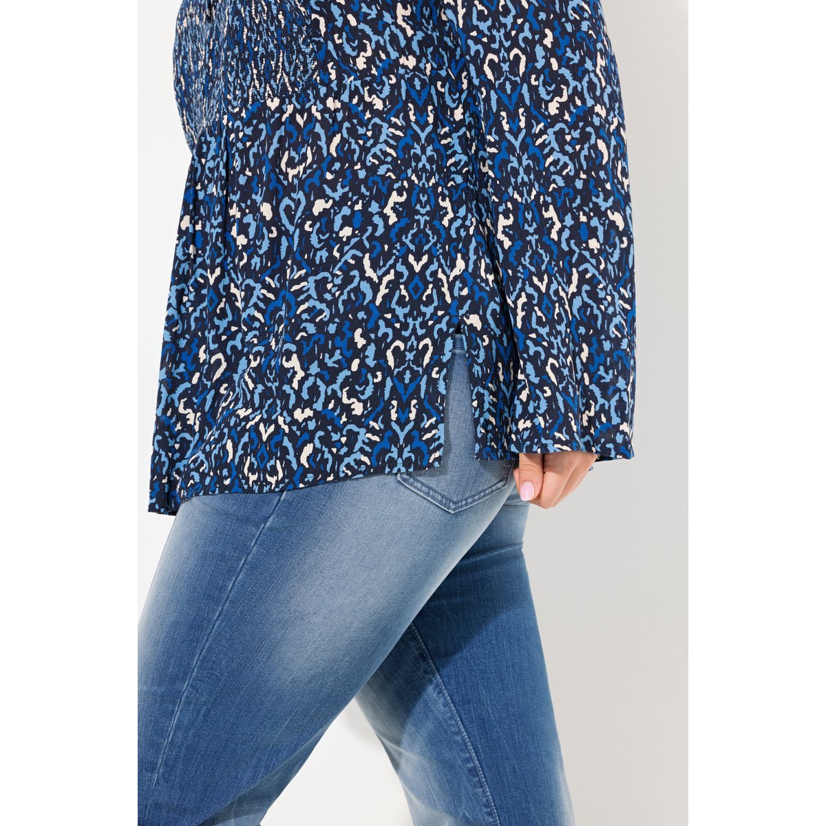 Blouse smockée, décolleté rond marine, ULLA POPKEN
