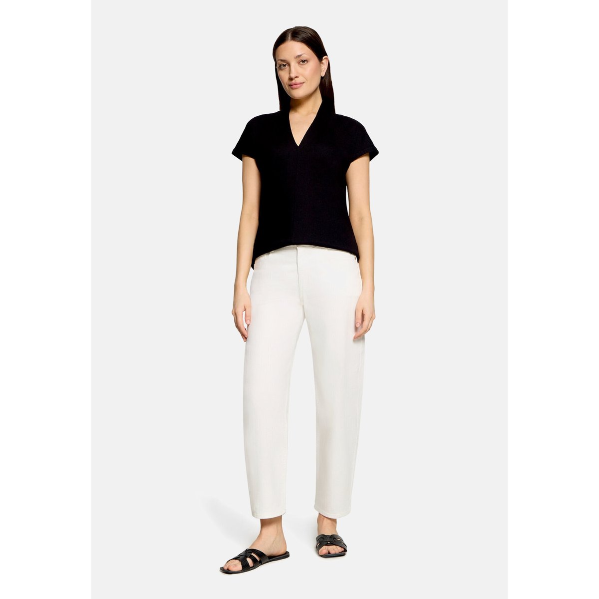 Haut casual à encolure en v noir, BETTY & CO