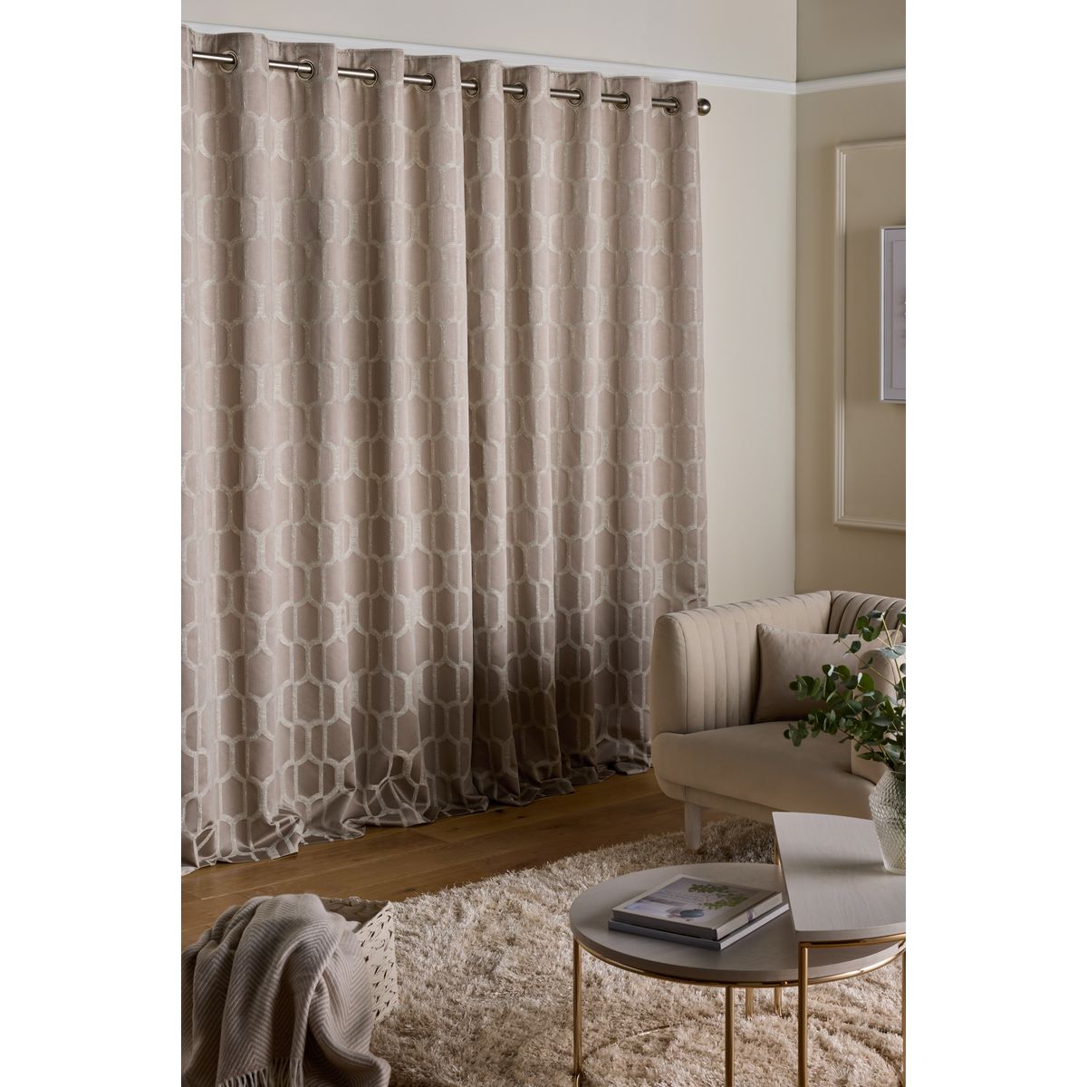 Rideaux à œillets en jacquard luxe evie naturel/champagne, NEXT