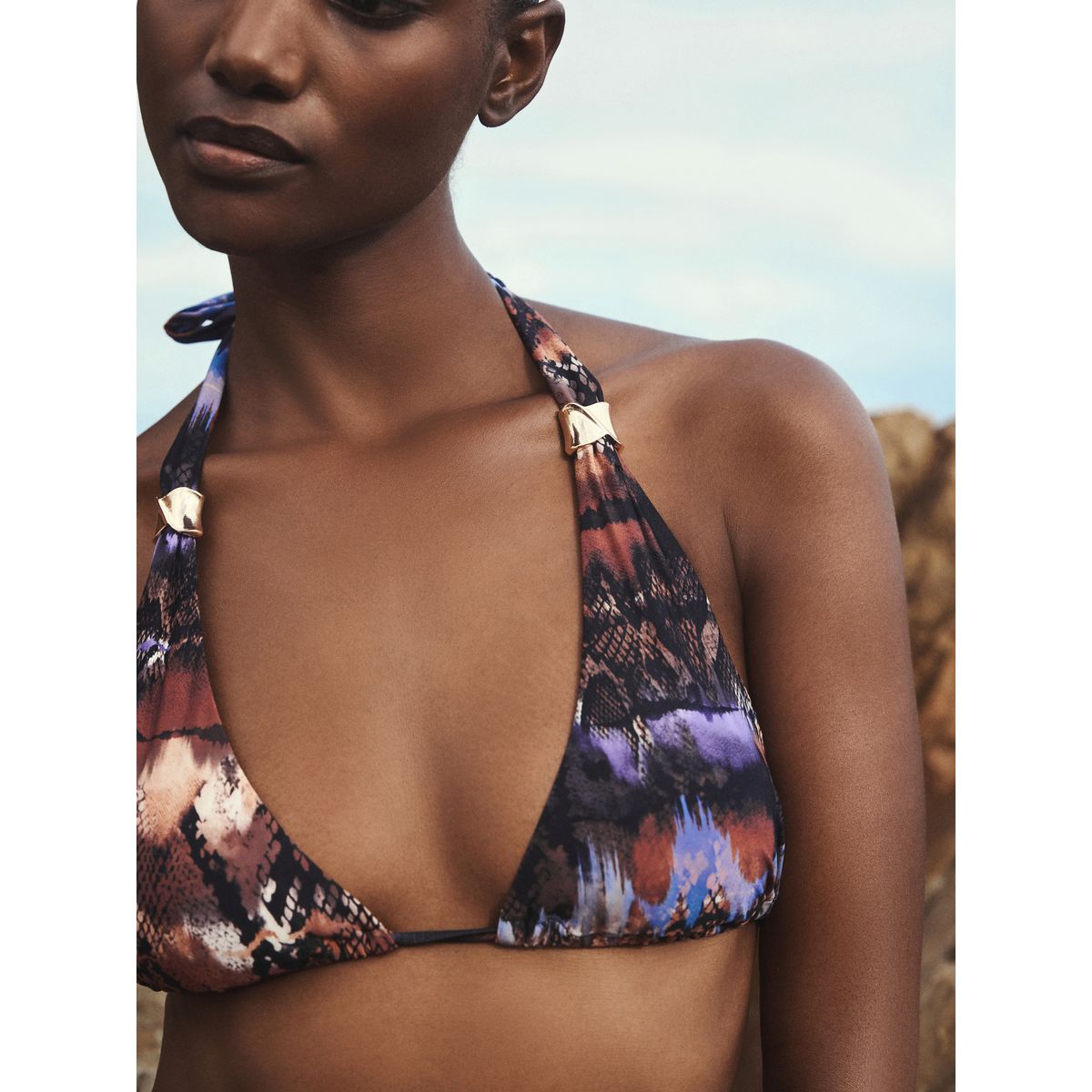 Haut de bikini triangle à détails métalliques imprimé animal marron/marine, NEXT