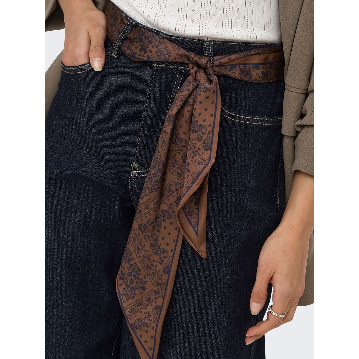 Jean large avec ceinture foulard intégrée dark blue denim, ONLY