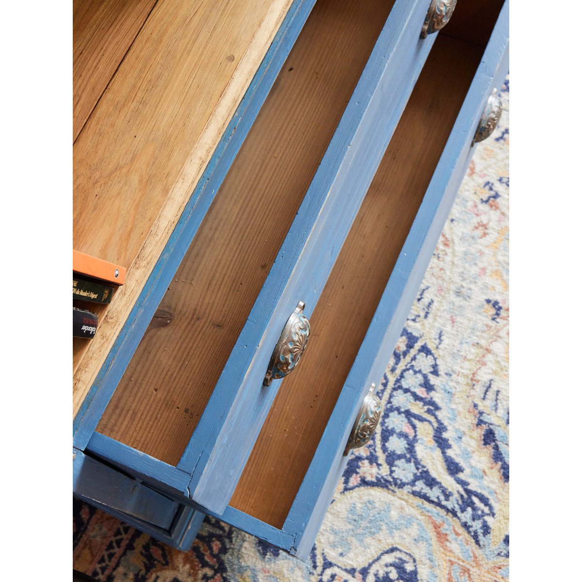 Grande bibliothèque en bois Madeleine N°753 - Bon état bleu, DEBONGOUT