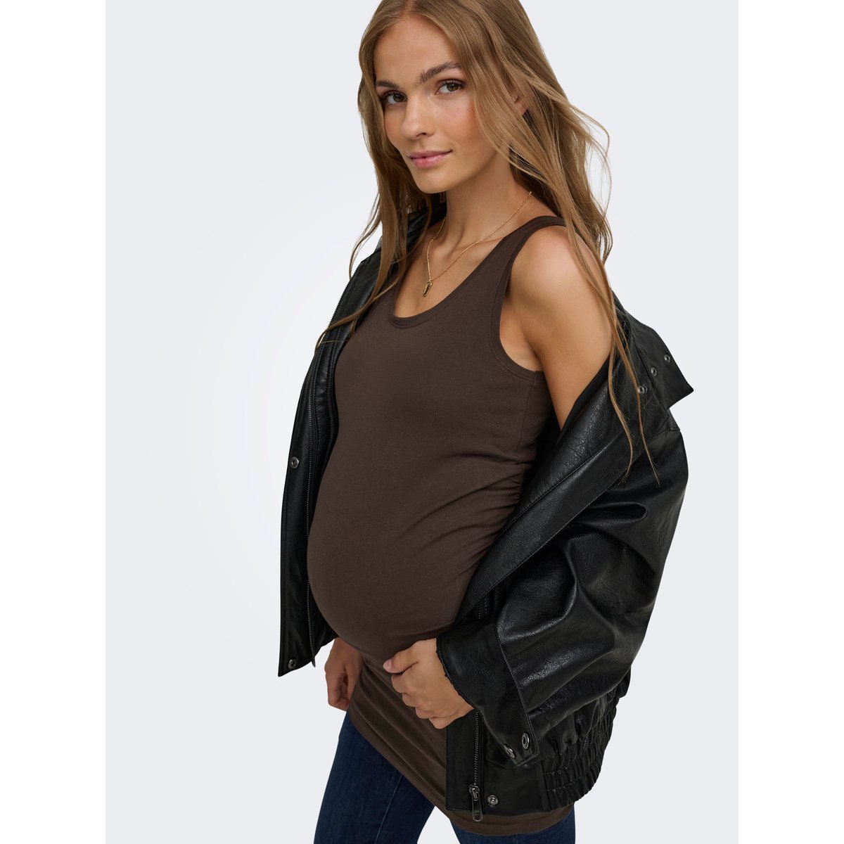 Top black 8, ONLY