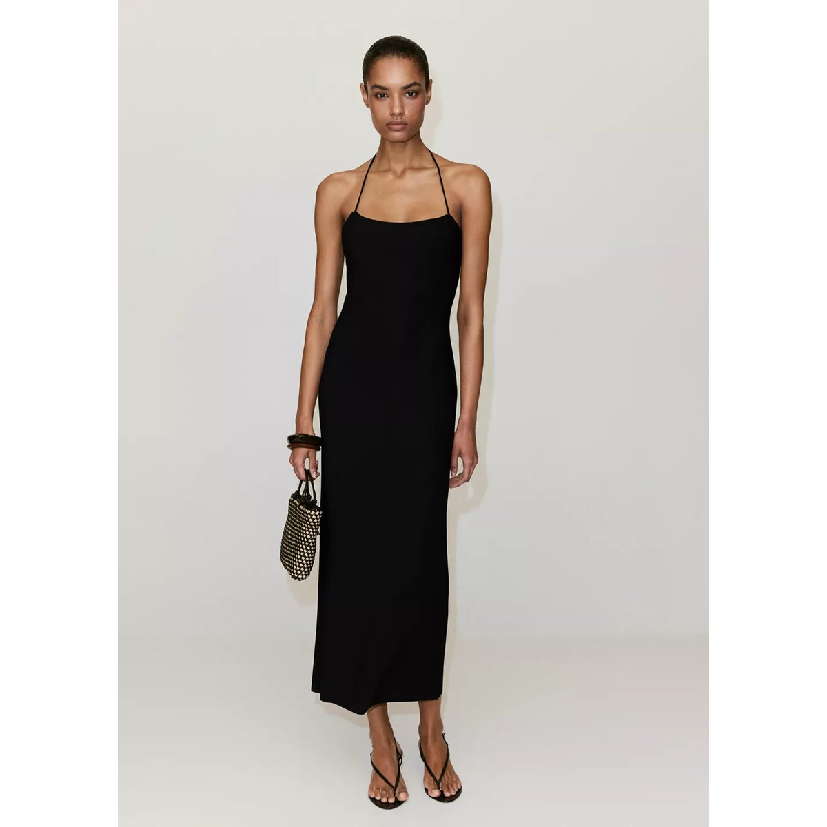 Robe cintrée à col halter noir, MANGO