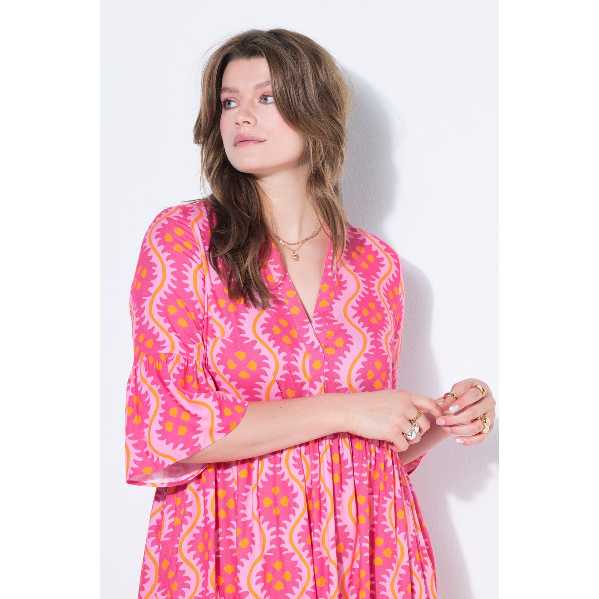 Robe courte évasée, imprimé, volants rose fluo, STUDIO UNTOLD