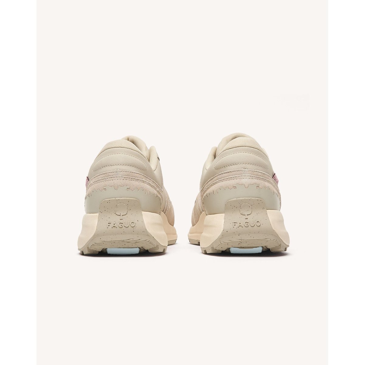 Baskets running en cuir gris clair, FAGUO