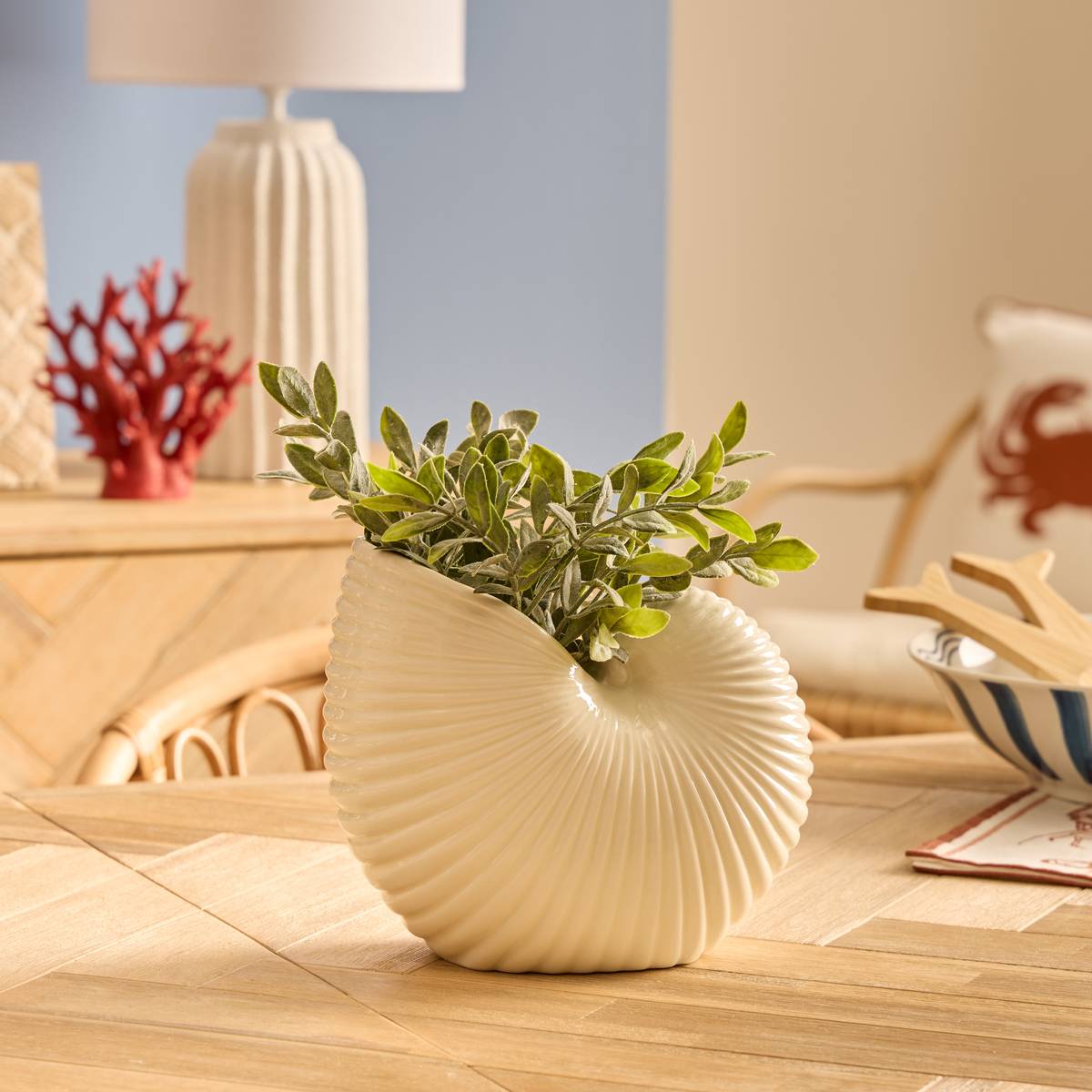 Vase coquillage nautile en dolomite OCEA blanc, ATMOSPHERA