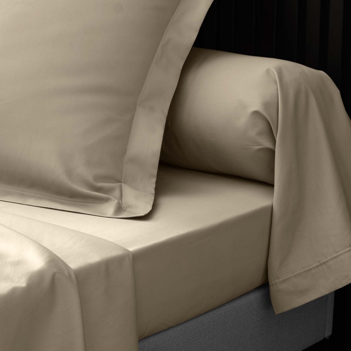 Taie d'oreiller volant plat 100% percale de coton ORIGINE sable, DOUCEUR D'INTÉRIEUR
