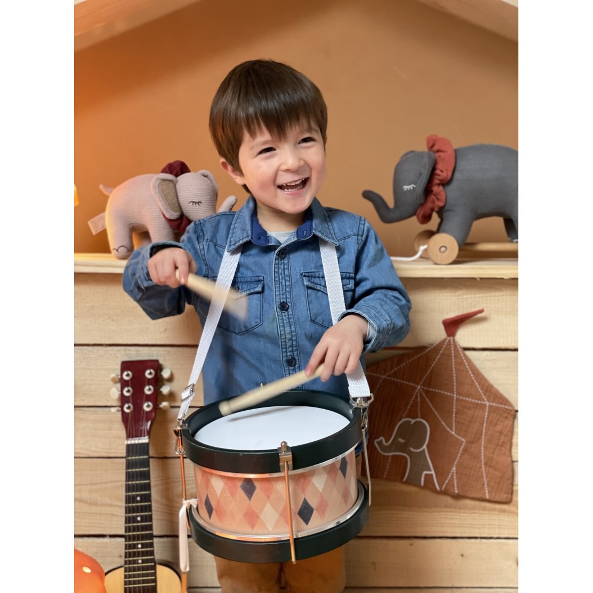 Tambour en bois rose, EGMONT TOYS