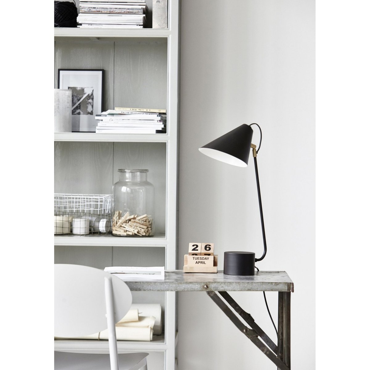 Lampe de table Club Noir et Laiton noir blanc et laiton, HOUSE DOCTOR