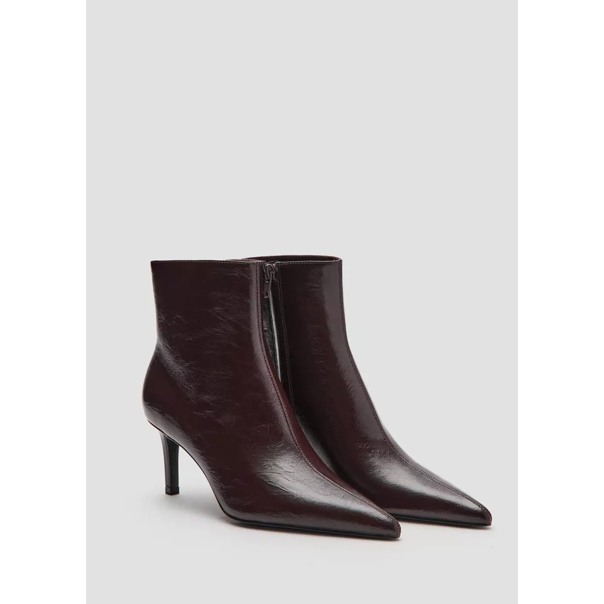 Bottines pointues à talon bordeaux, MANGO