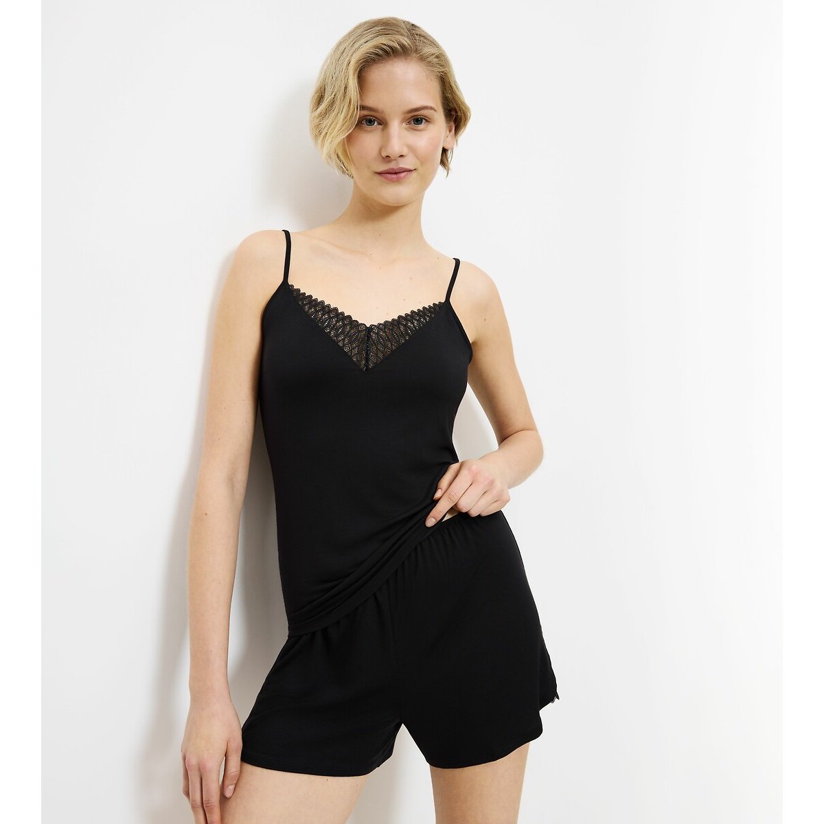 Caraco in modal Aura Spotlight zwart, TRIUMPH