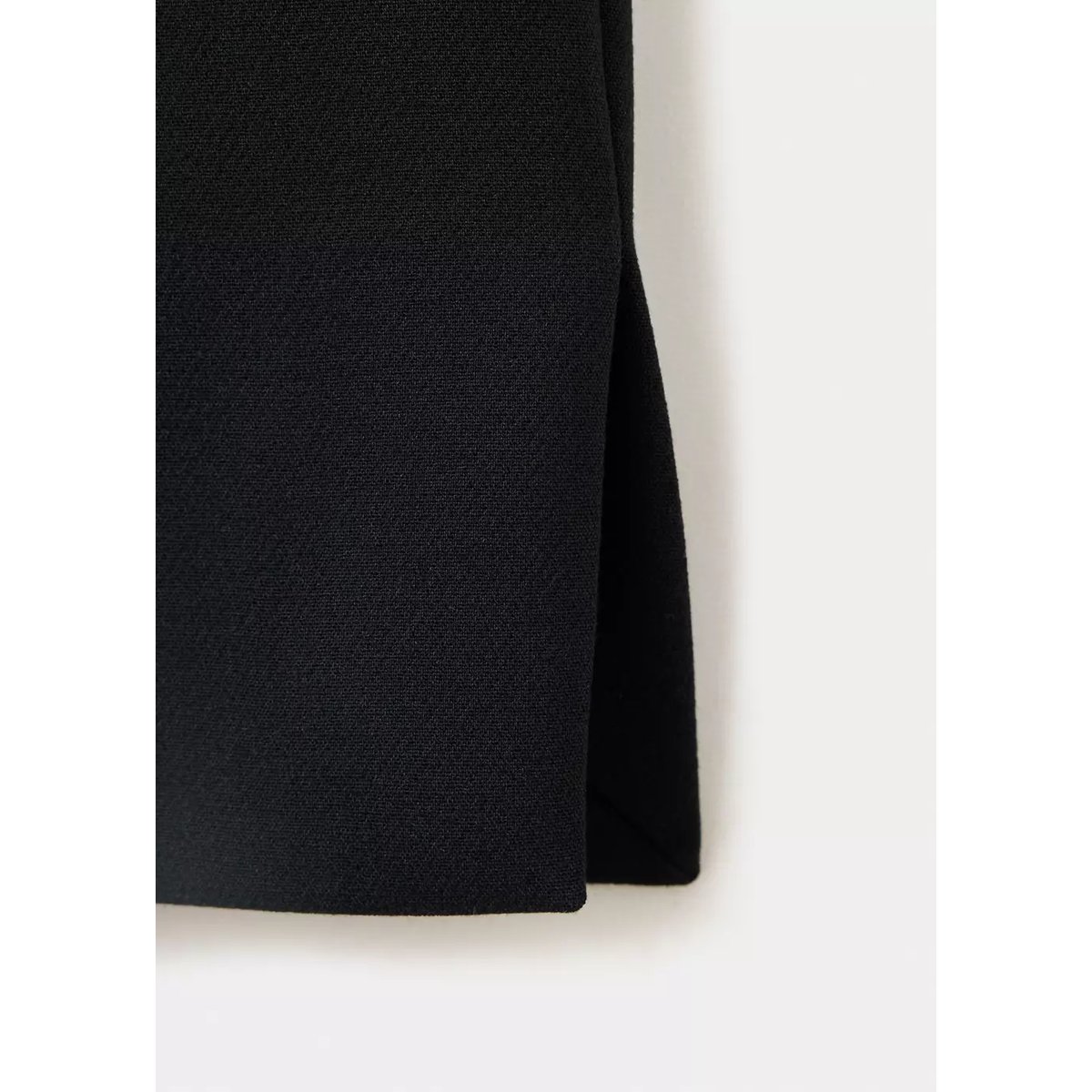 Pantalon capri slim noir, MANGO
