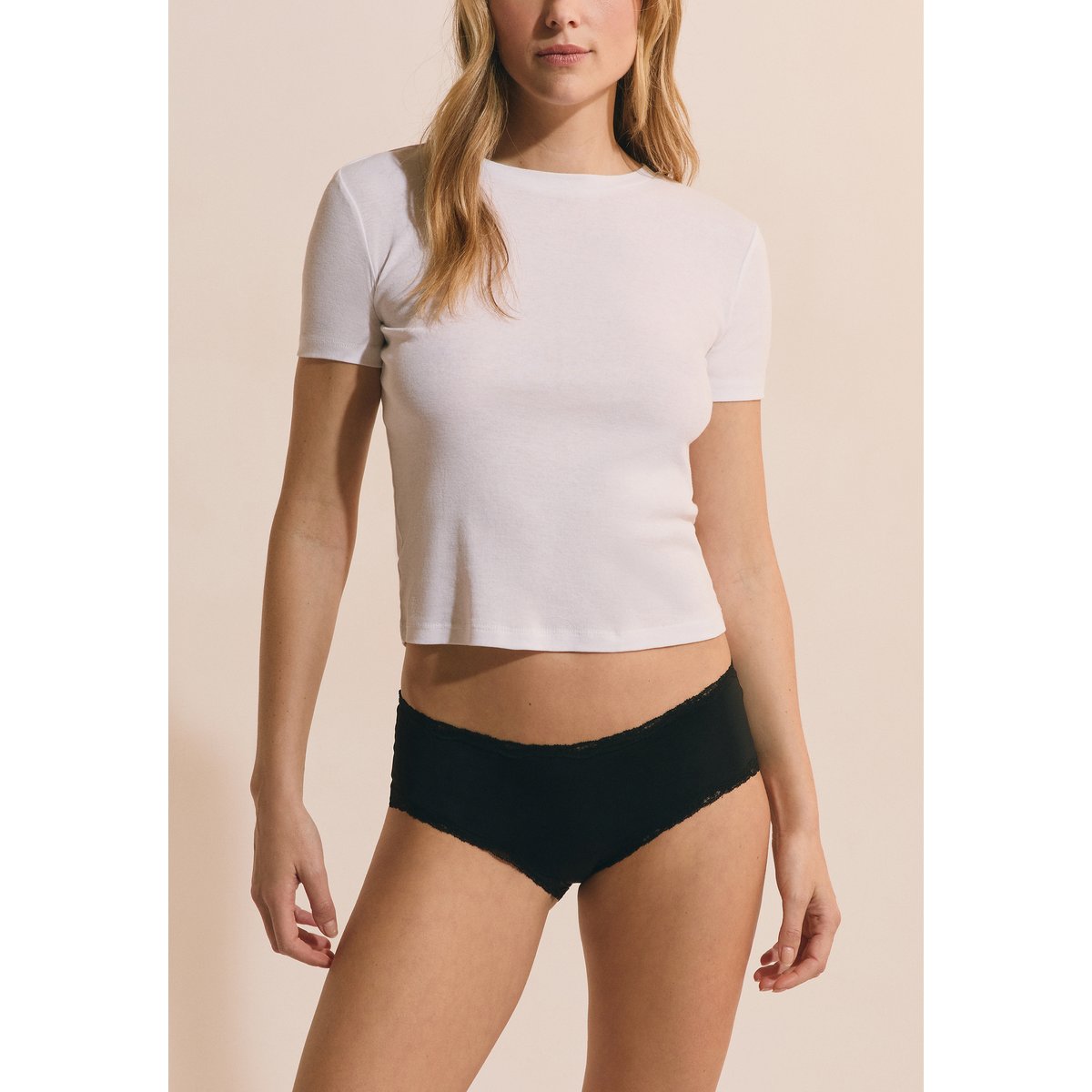 Shorty avec détails dentelle MAX noir, ETAM