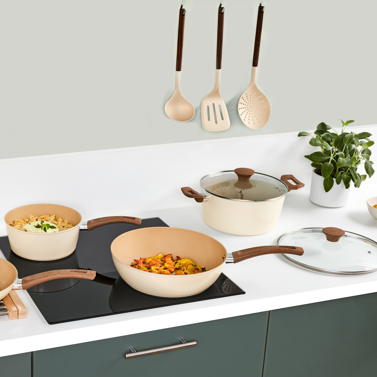 Crépière 26cm en aluminium forgé HARMONY beige, 5FIVE SIMPLY SMART