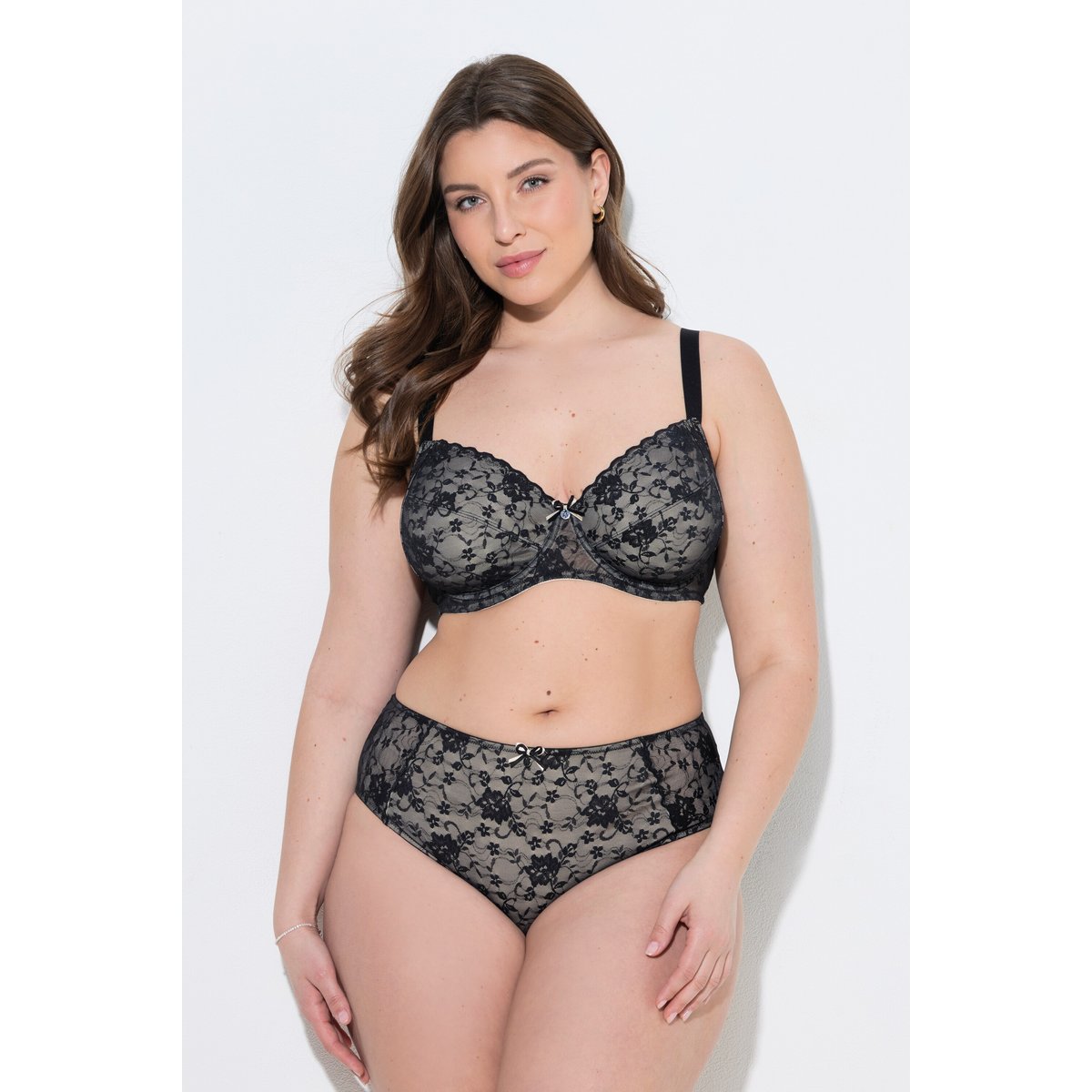 Soutien-gorge à armatures noir, ULLA POPKEN
