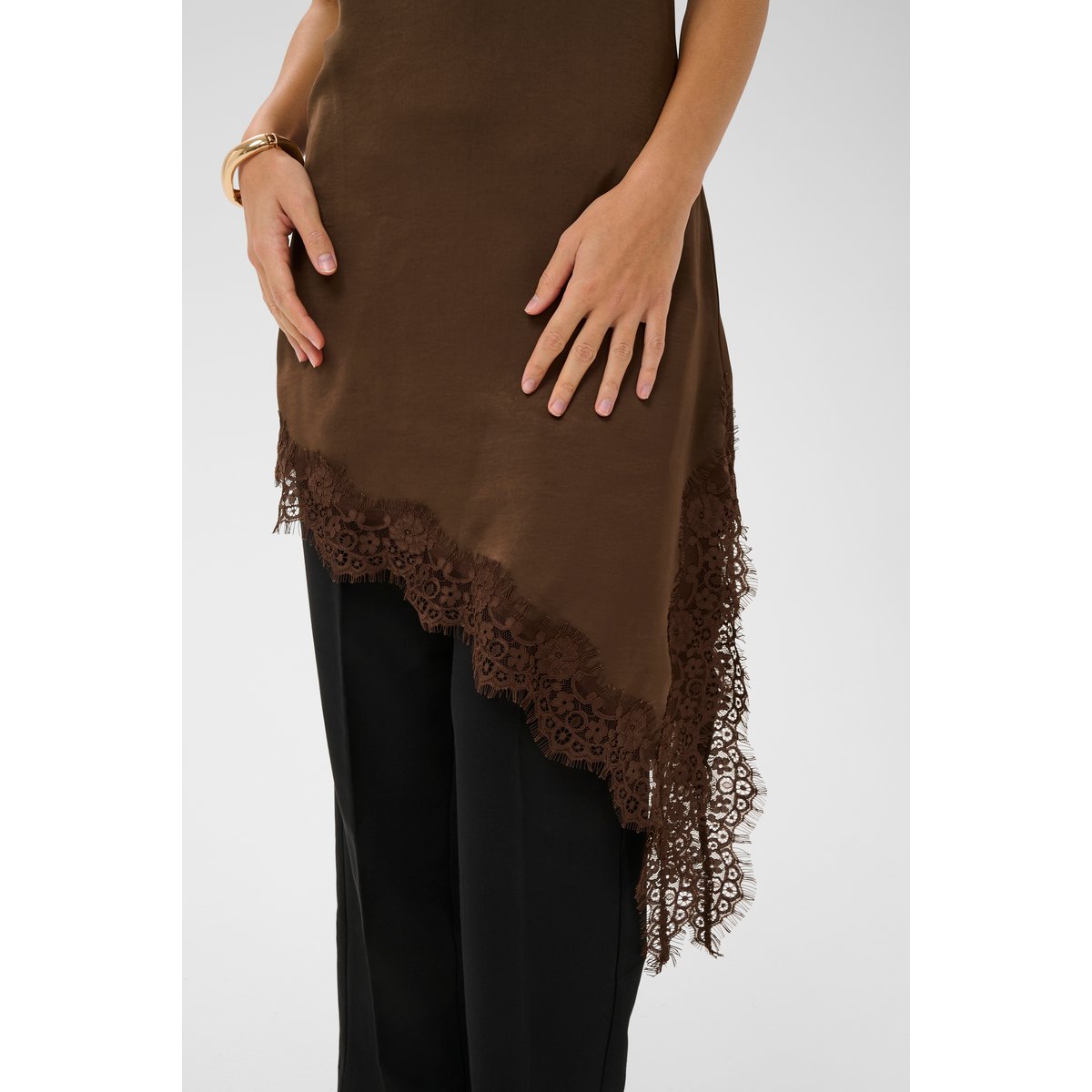 Robe marron seal brown cc., KAFFE