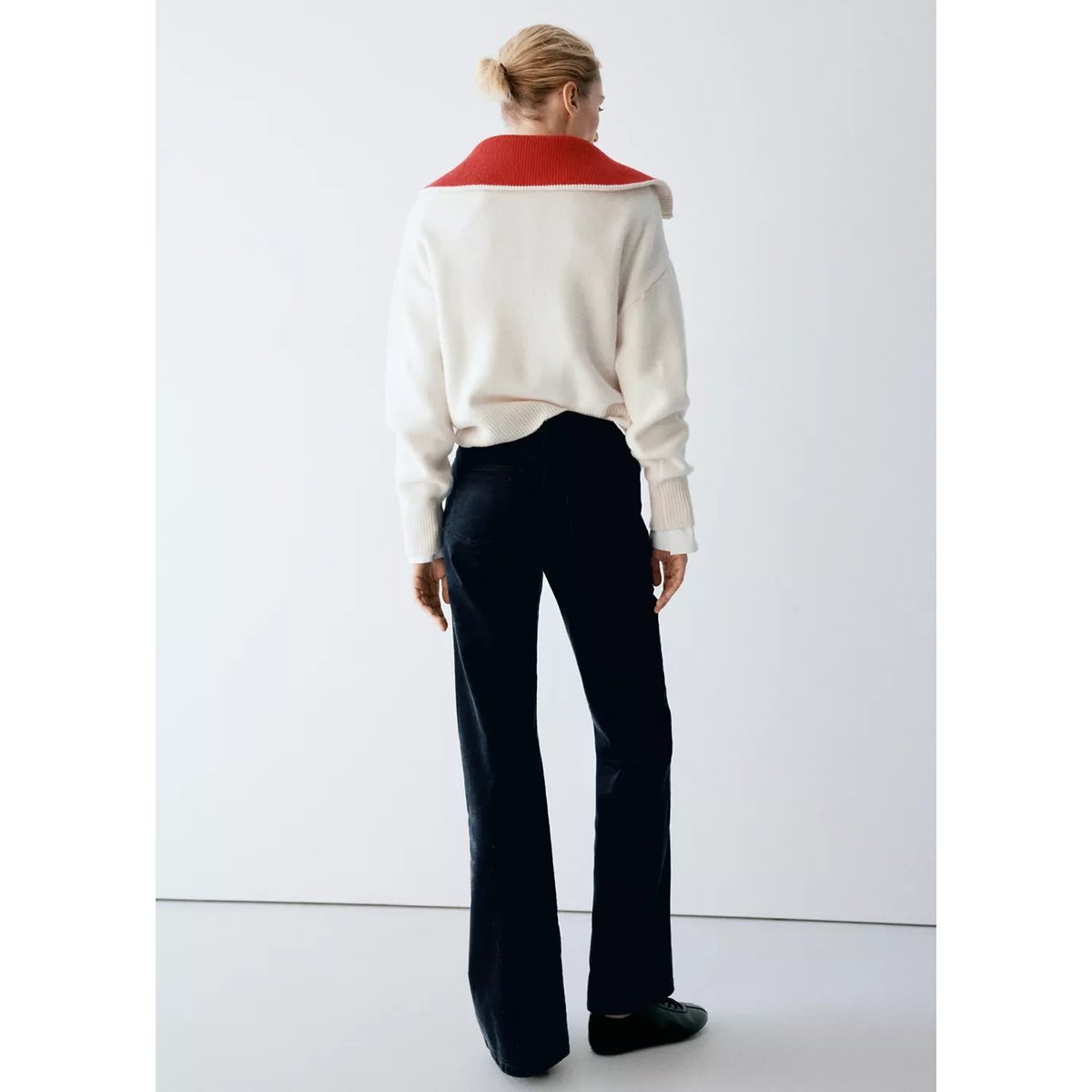 Pantalon flare velours côtelé bleu nuit, MANGO
