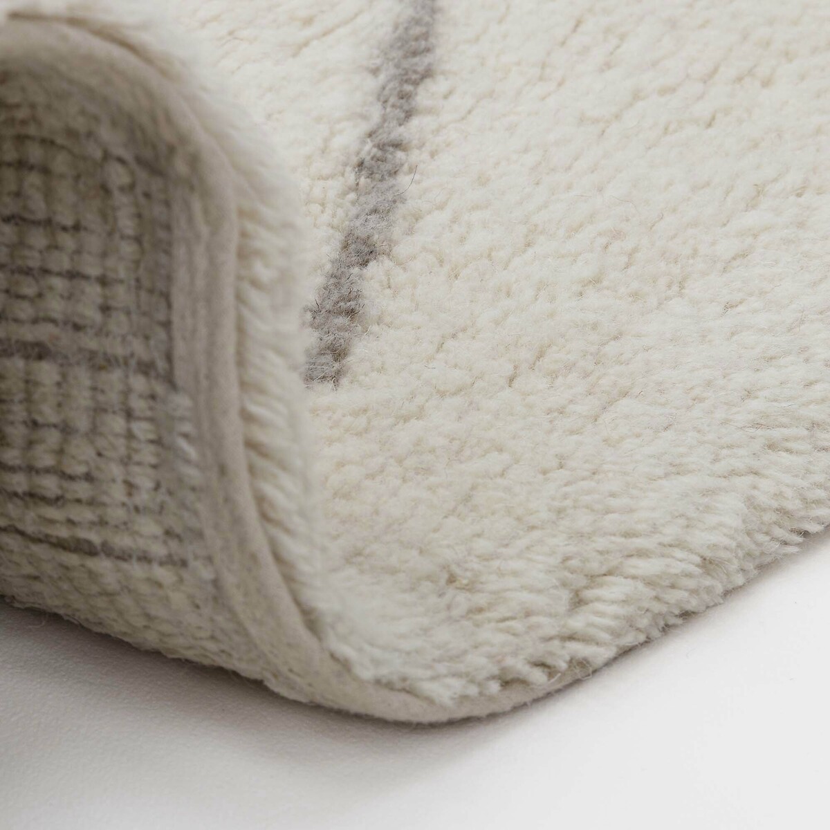 Azera Washable Berber Tribal Rug cream, SO'HOME