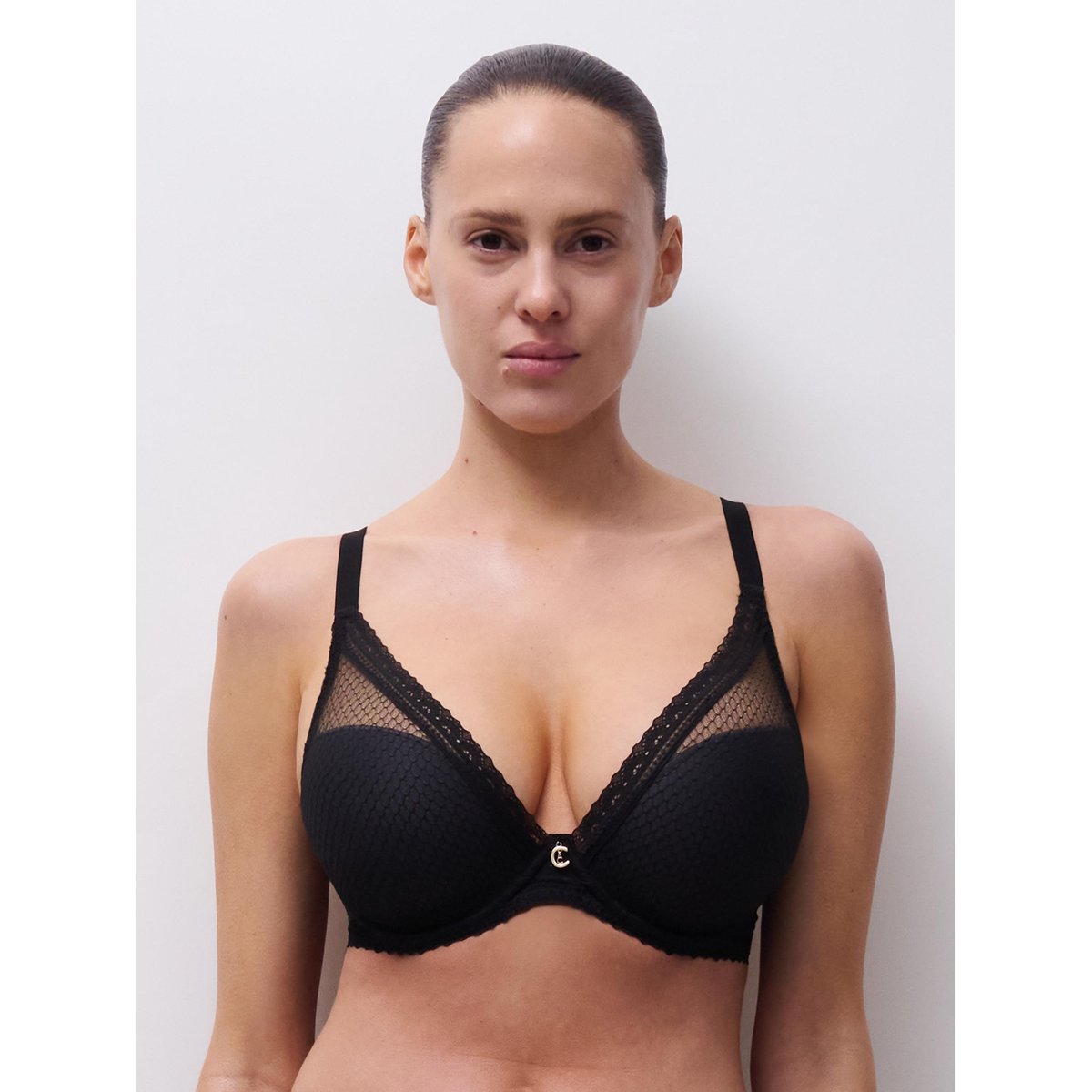 Soutien-gorge coques plongeant ROMANCE noir, CHANTELLE