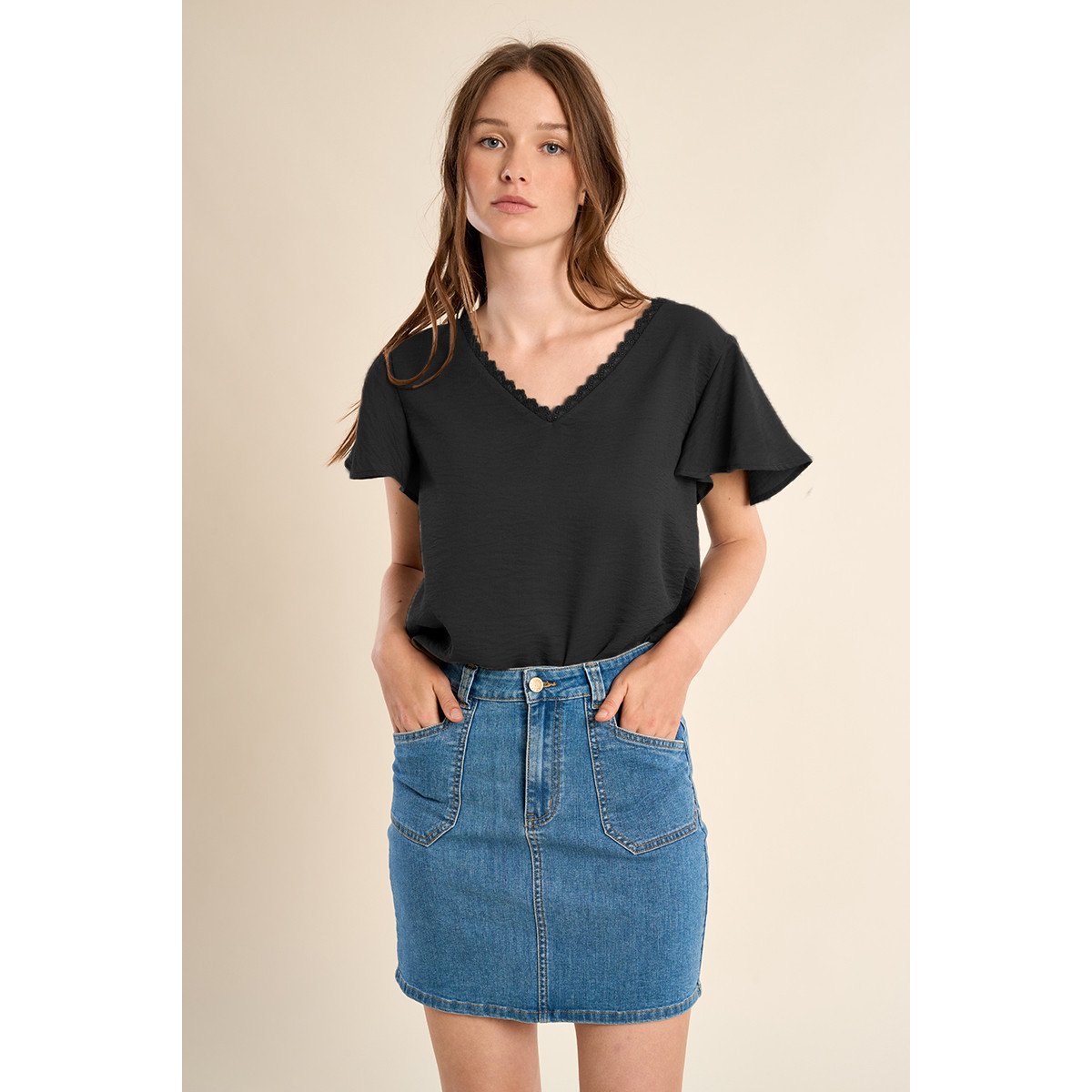 T-shirt décontracté, col brodé noir, MOLLY BRACKEN
