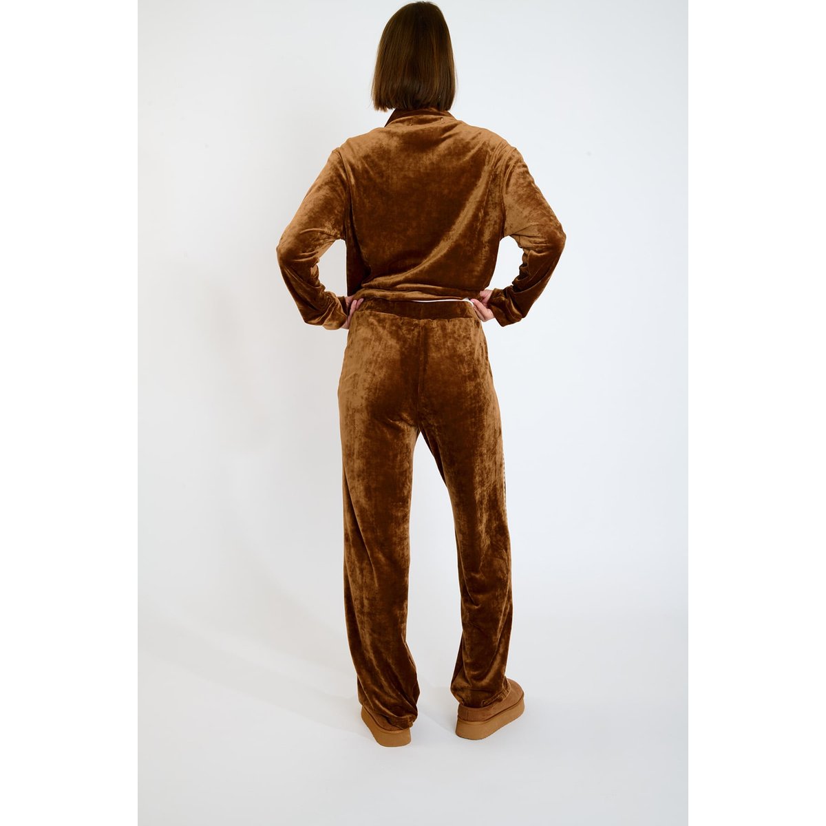 Jogging Dandy - SEAHOPI café, BANANA MOON