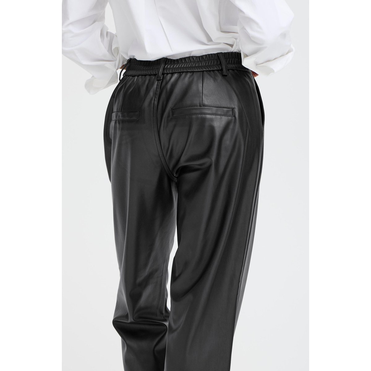 Pantalon imitation cuir, longueur cheville, coupe droite noir, B.YOUNG