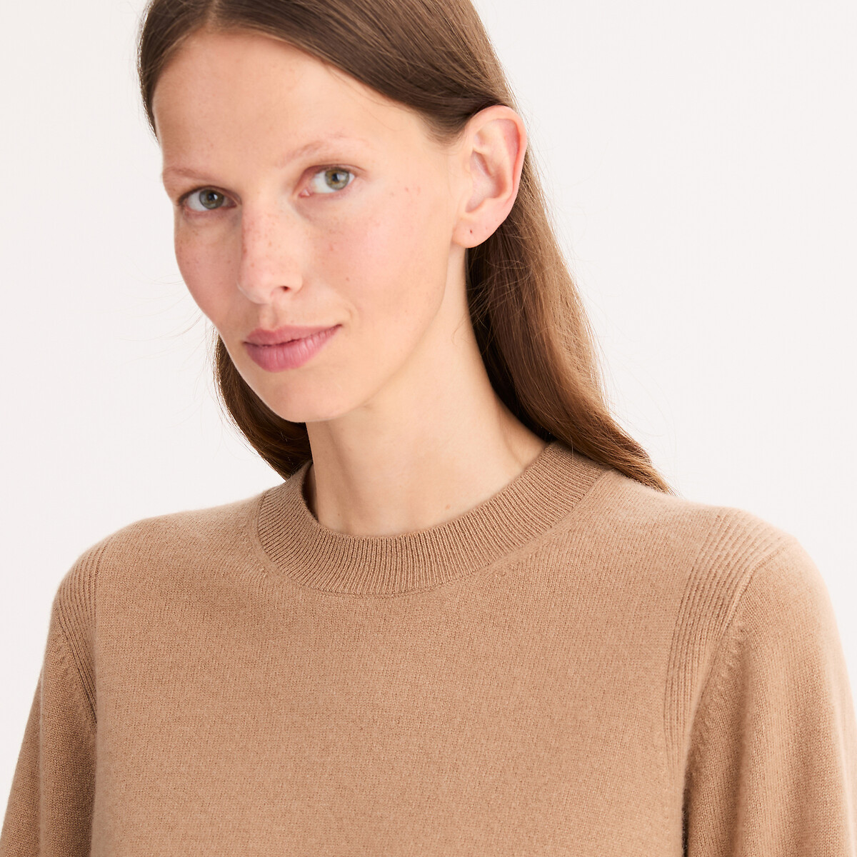 Pull col rond en cachemire, fine maille camel, ANNE WEYBURN