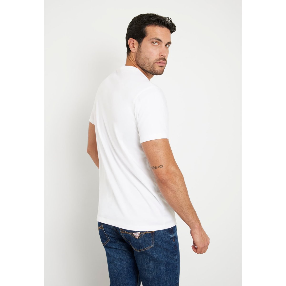 T-Shirt Logo Triangulaire blanc, GUESS