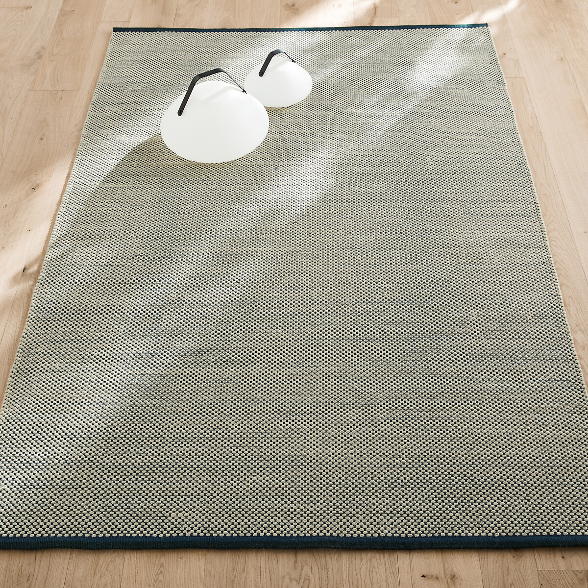 Seura Hand Woven Recycled Polyester Rug green/white/blue, AM.PM