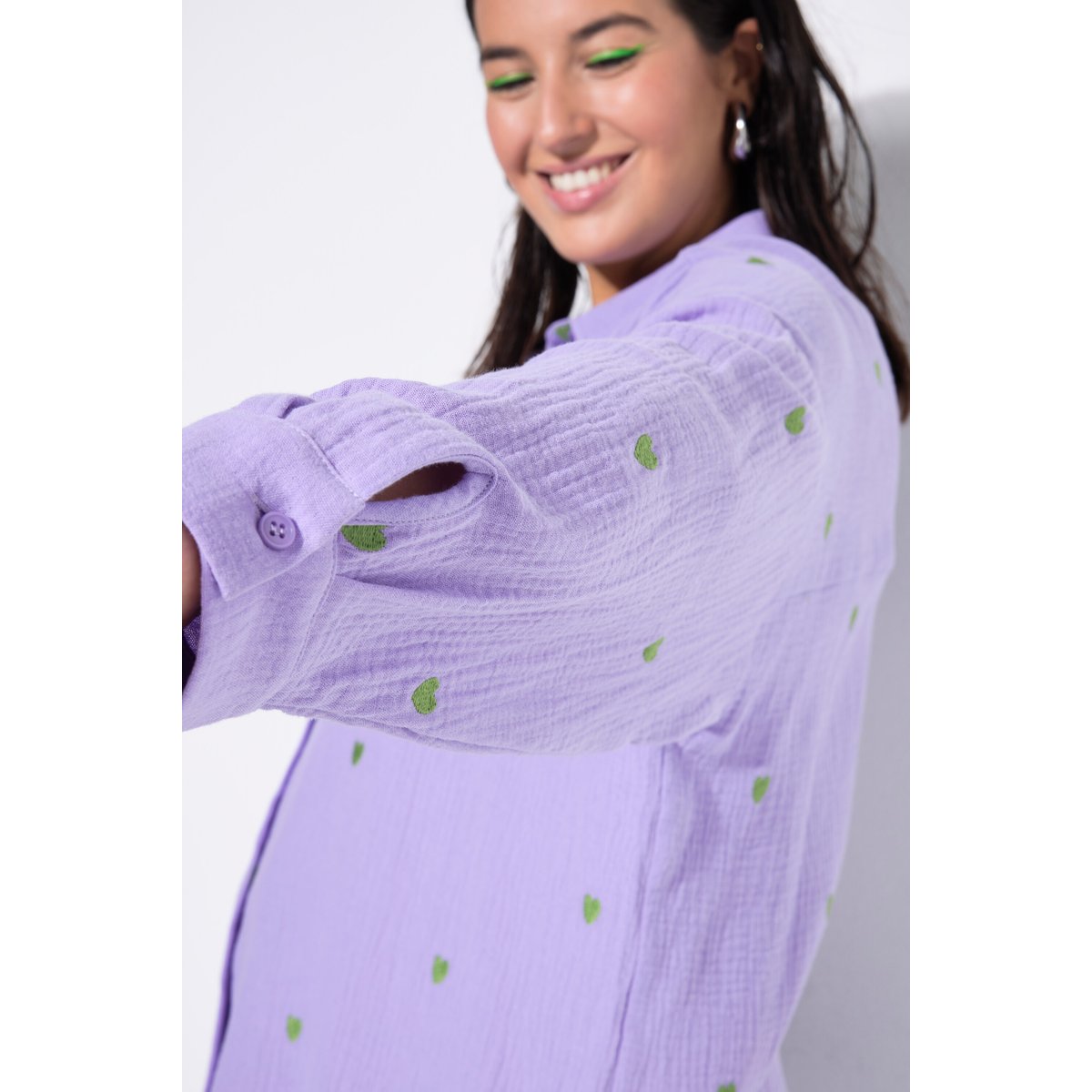 Blouse en mousseline oversized. violet, STUDIO UNTOLD
