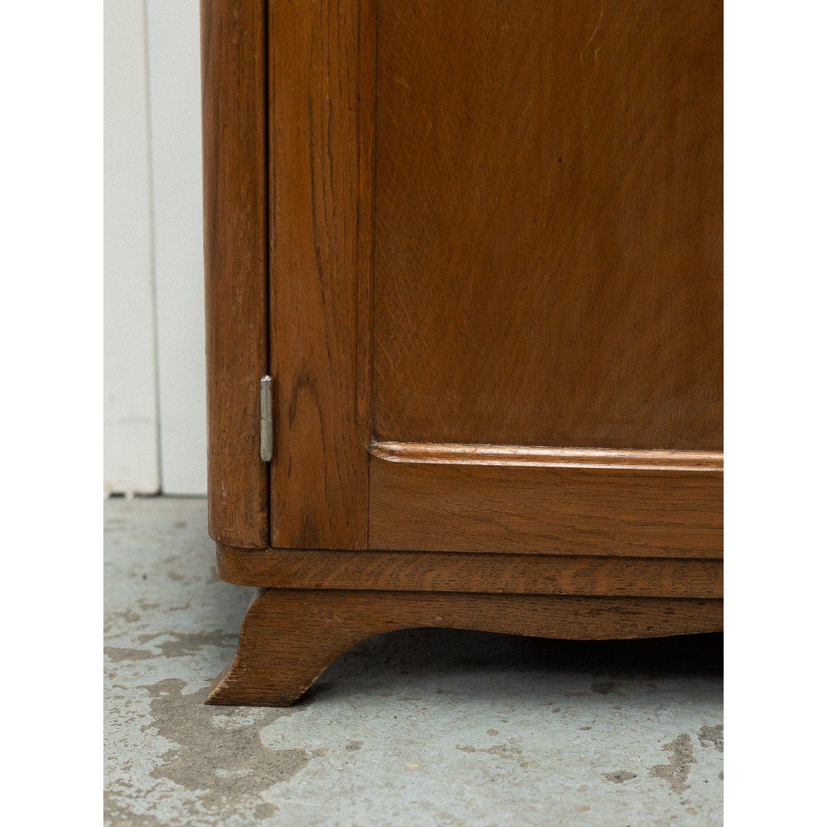 Buffet à 3 portes Gilbert N°1782 - Bon état bois foncé, DEBONGOUT