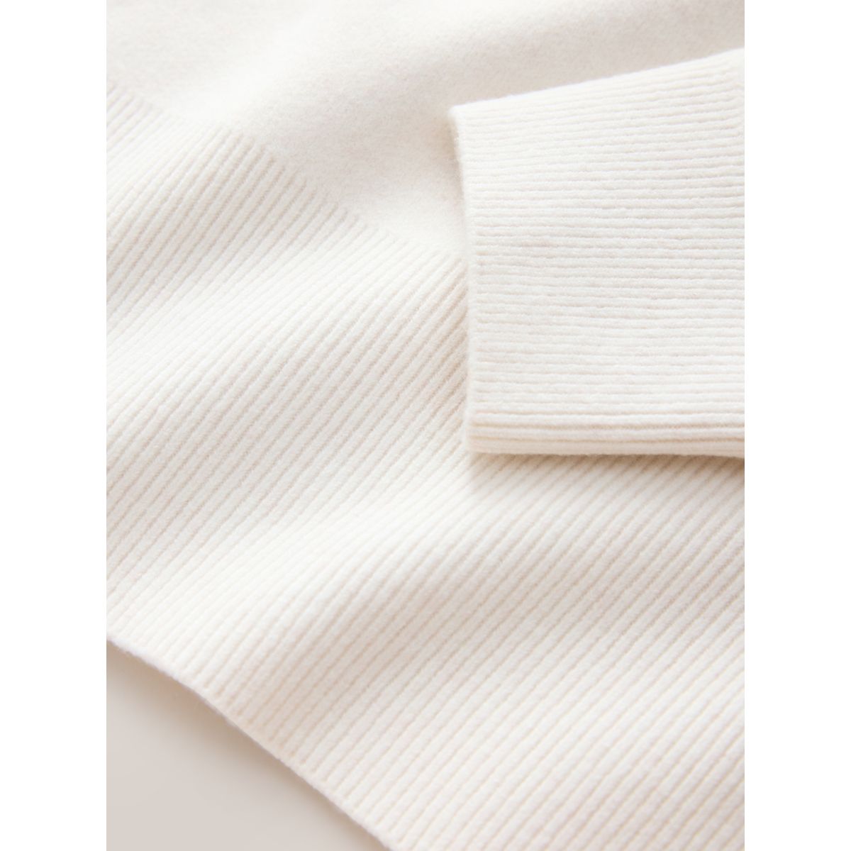 Pull ultra-doux à col cheminée zippé écru, NEXT