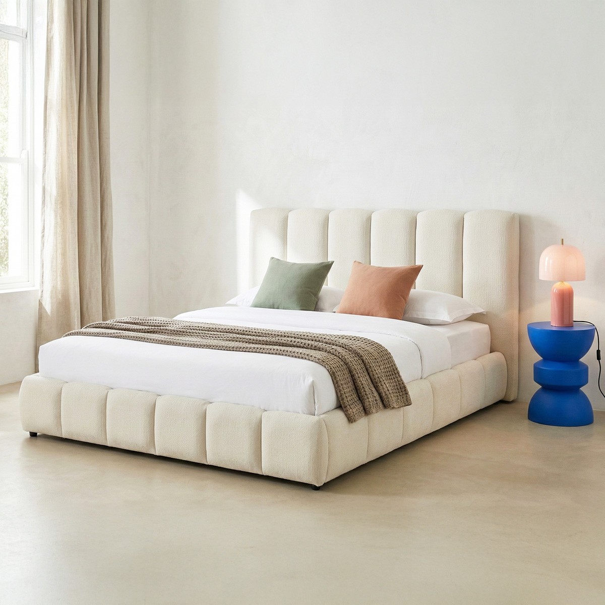 Lit coffre adulte avec tête de lit capitonnée en tissu chenille - NILS beige, HOMIFAB