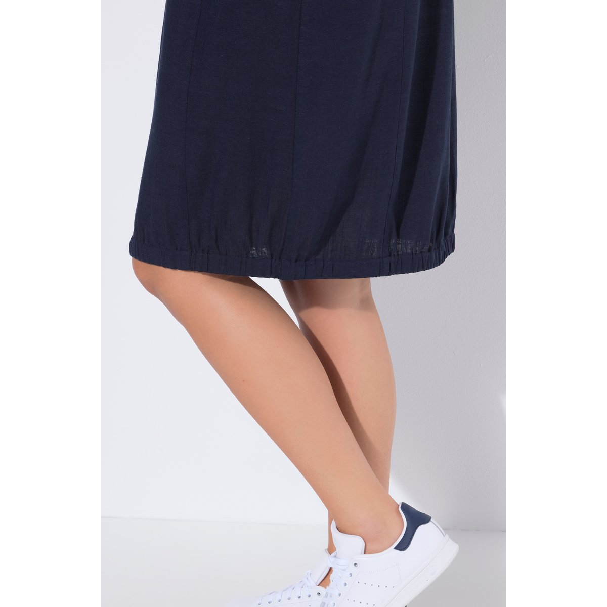 Robe en lin mélangé, avec poches marine, ULLA POPKEN