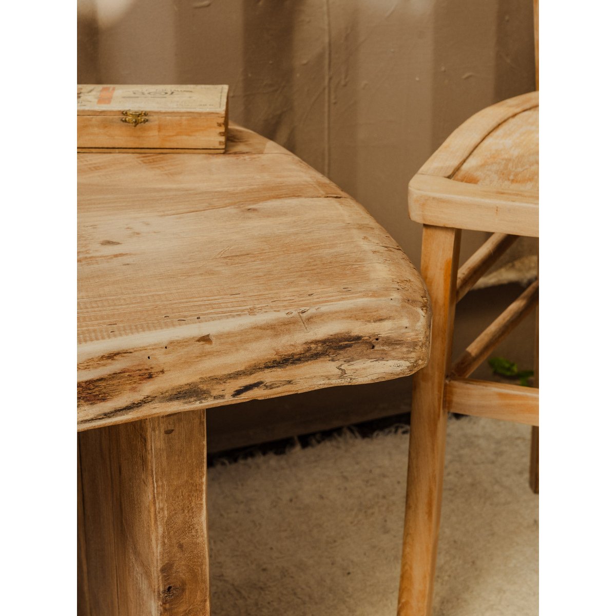 Table basse en bois Léonie N°957 - Bon état bois clair, DEBONGOUT