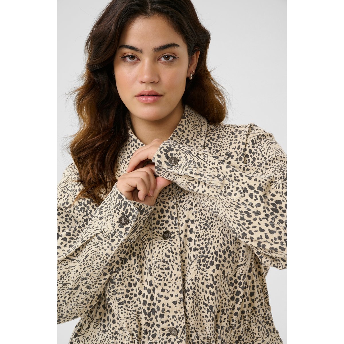Denim jacket imprimé abstract leopard, KAFFE CURVE