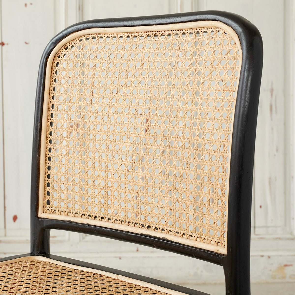 Lot de 2 chaises en bois d'acajou et cannage  ARON noir, BERAH GETAH