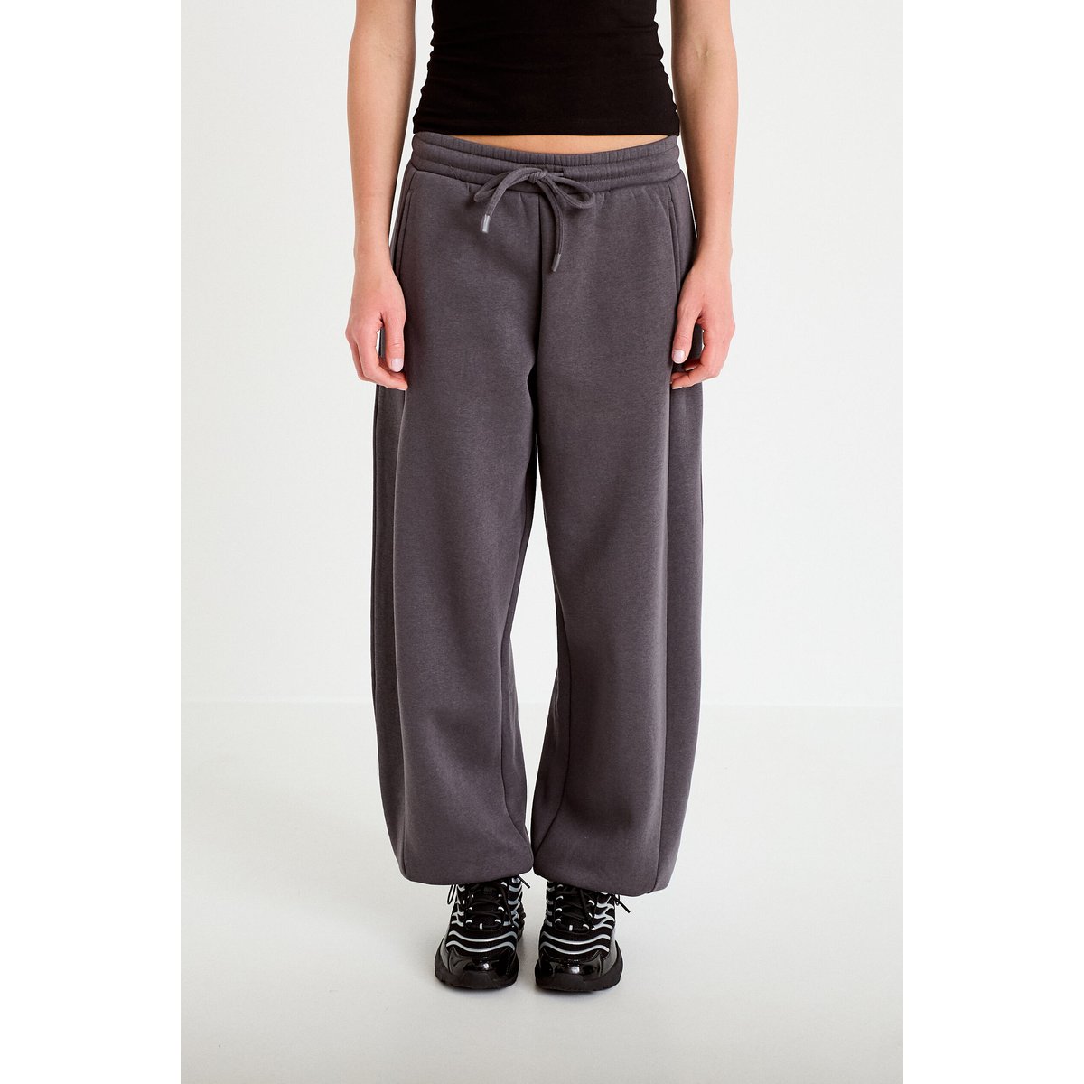 Jogging large taille basse gris foncé, CACHE CACHE