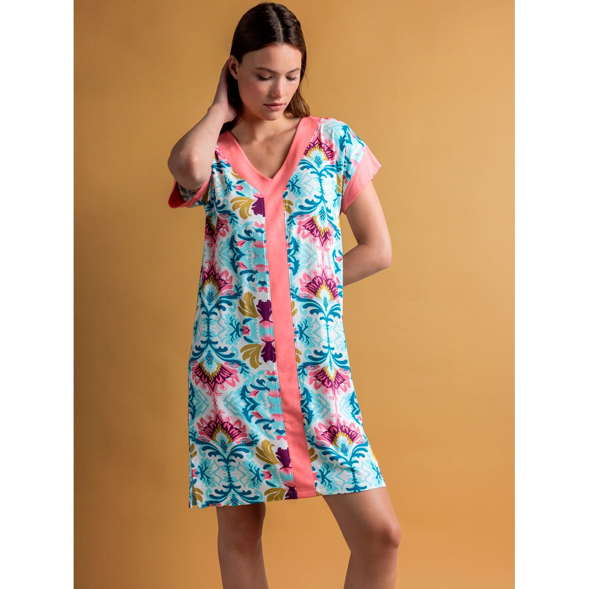 Chemise de nuit manches courtes Colorful Luxury multicolore, ADMAS