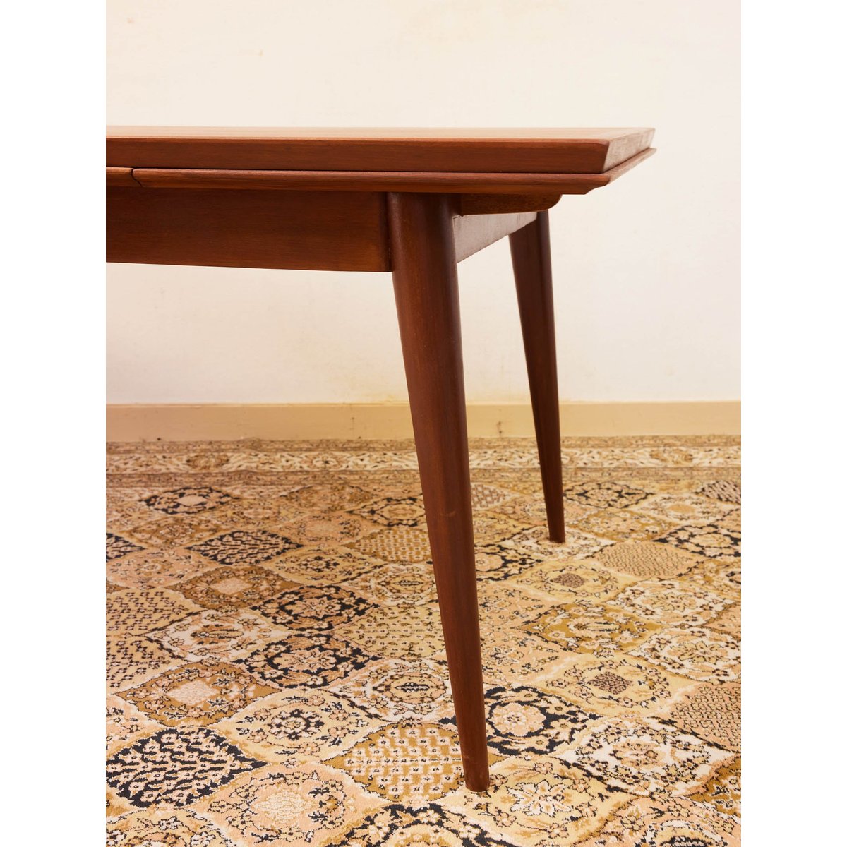 Table à manger scandinave en bois Karla N°1259 - Bon état bois foncé, DEBONGOUT
