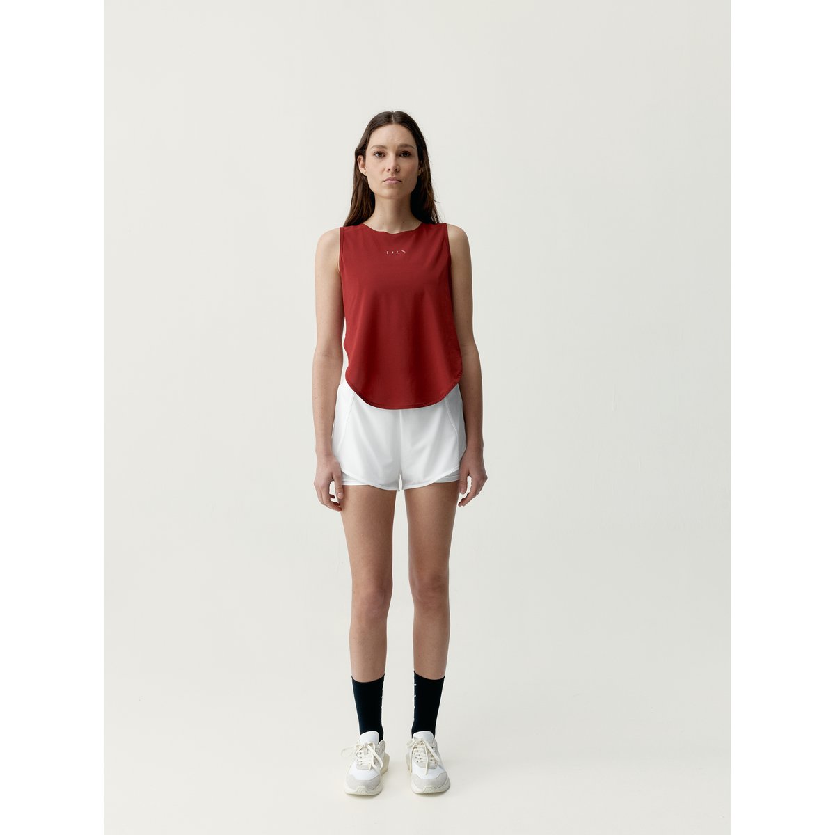 T-Shirt de sport Performance sans manches CALIOPE rouge cerise, BORN