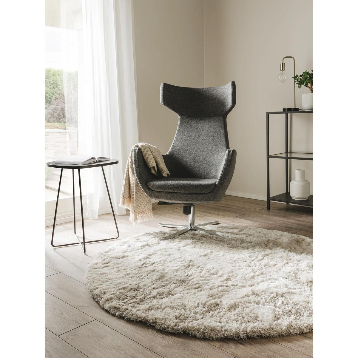 Tapis rond à poils longs WHISPER beige, BENUTA 